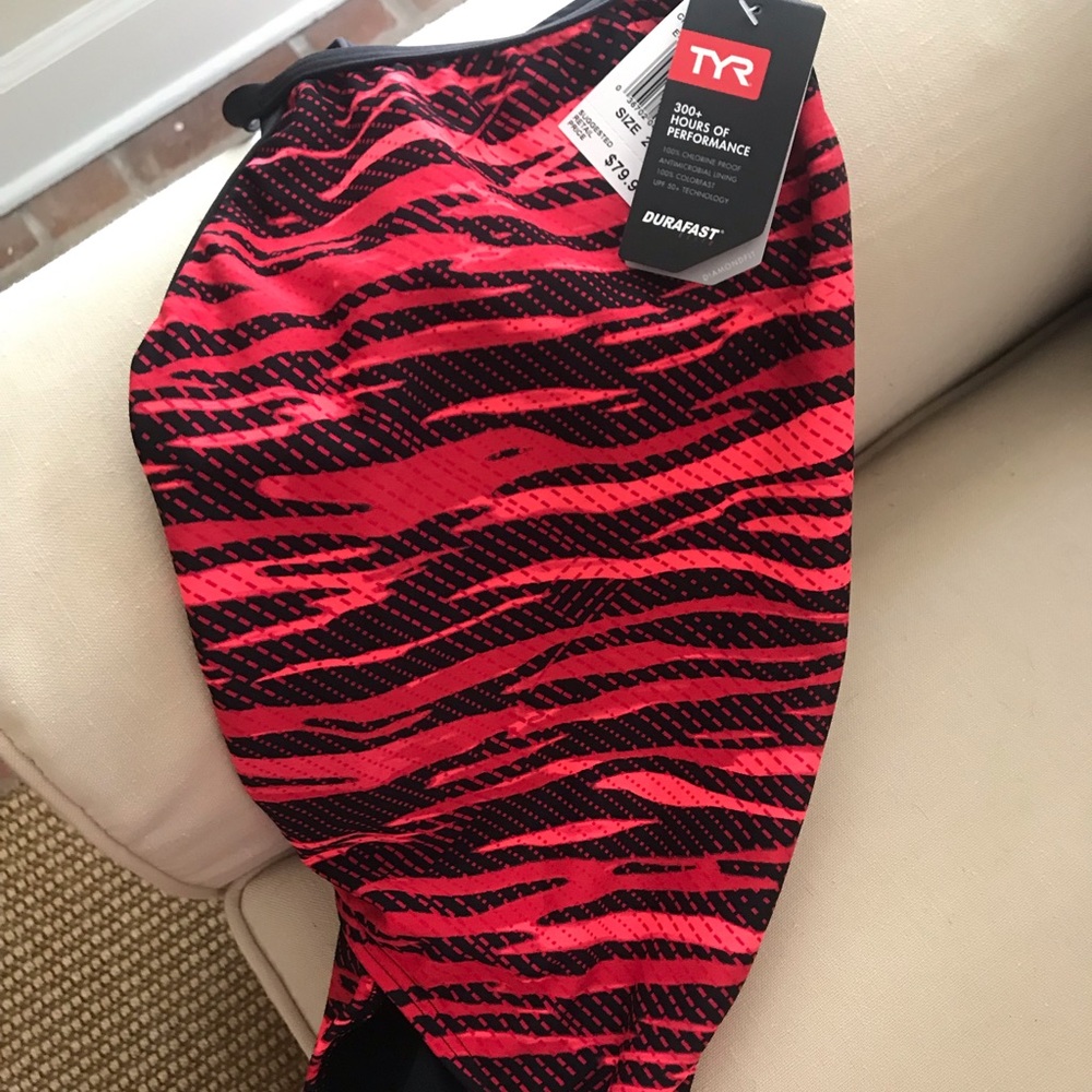 TYR swimsuit runs a little snug for a 28